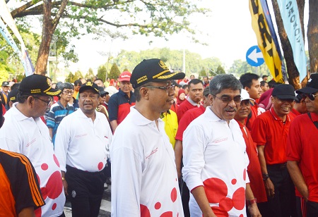 JALAN SEHAT DALAM RANGKA HUT KORPRI KE 48 DIKABUPATEN GROBOGAN
